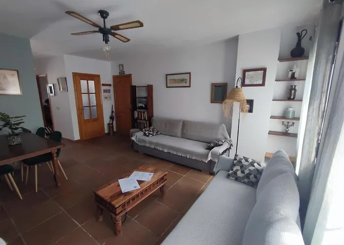 Piso Blanco Apartman Ronda